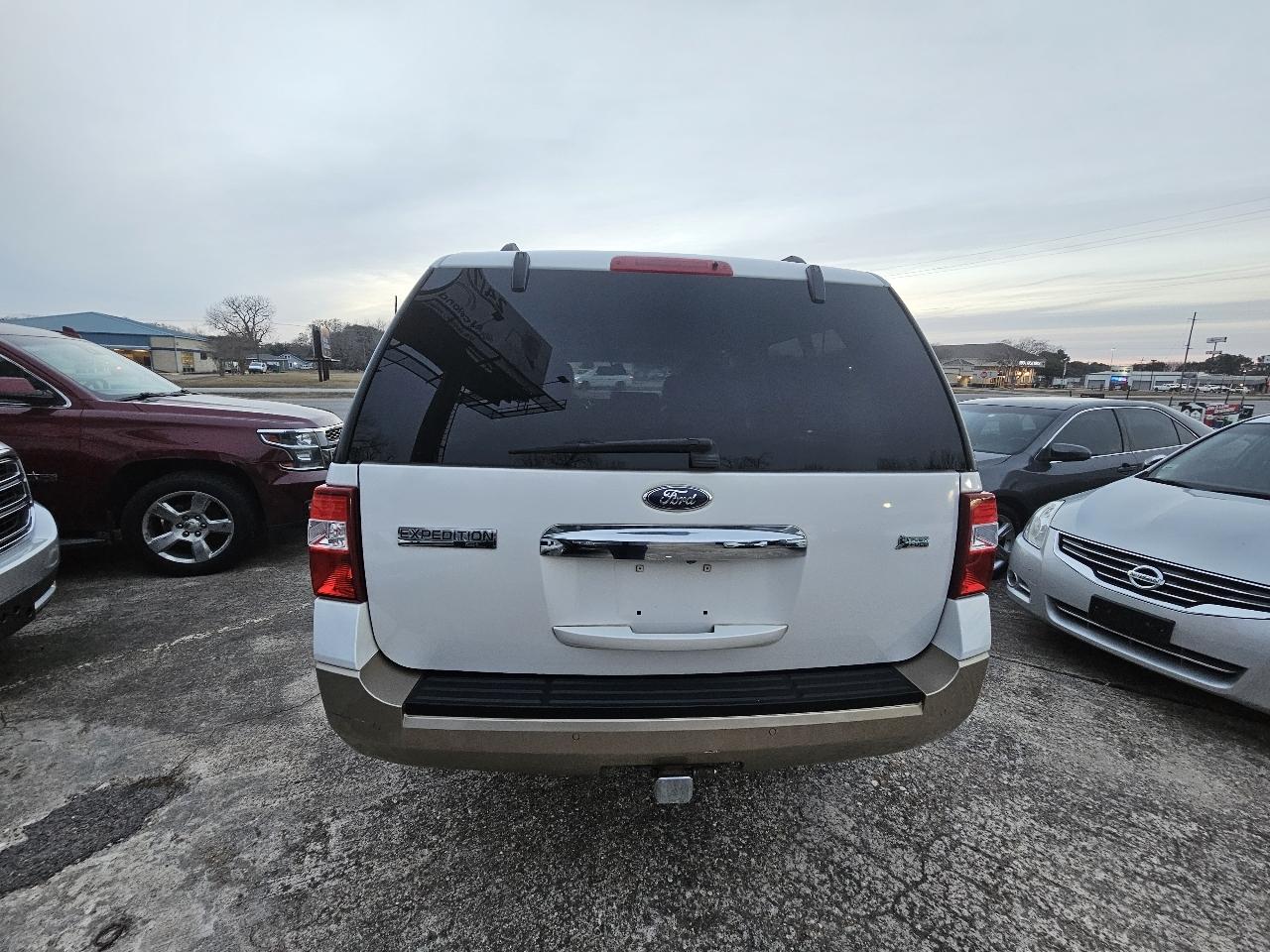 Ford Expedition EL XLT 2WD 2012