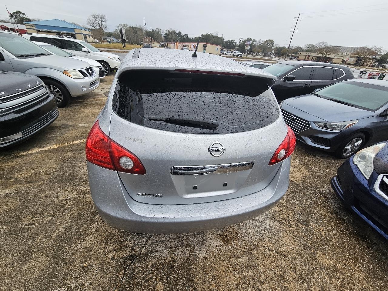 Nissan Rogue S 2WD 2013