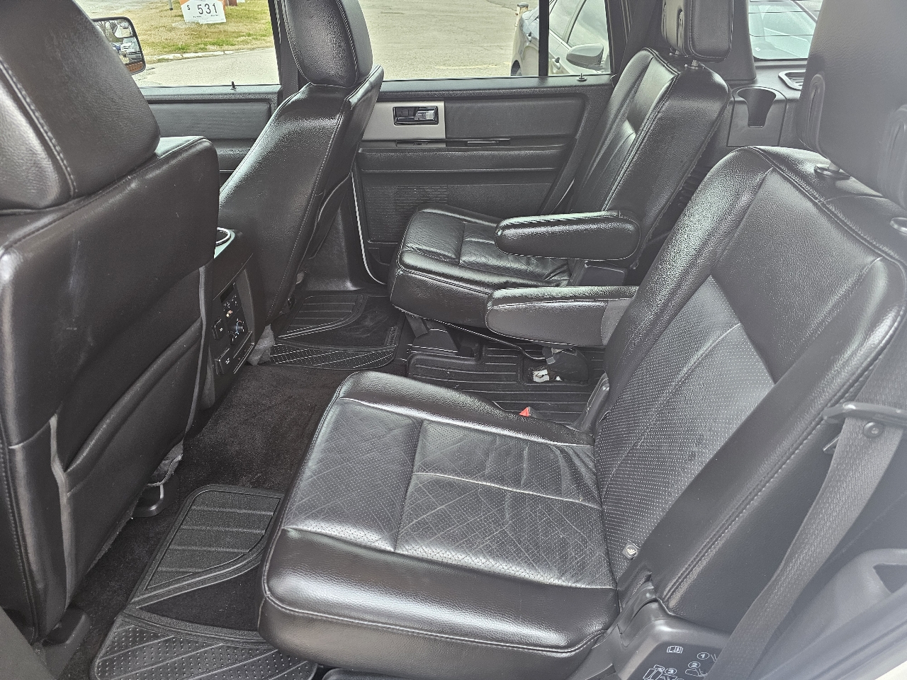 Ford Expedition Limited 2WD 2013