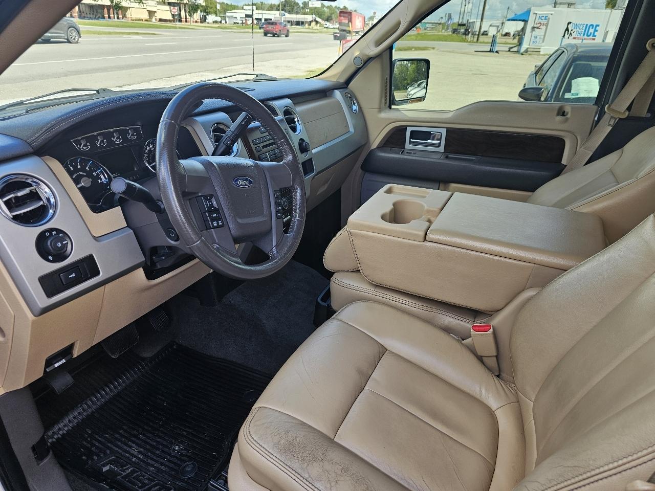 Ford F-150 XL SuperCrew 5.5-ft. Bed 2WD 2012