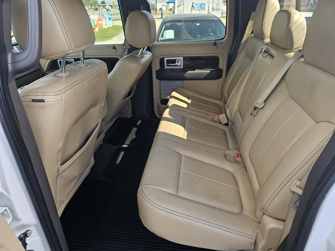 Ford F-150 XL SuperCrew 5.5-ft. Bed 2WD 2012