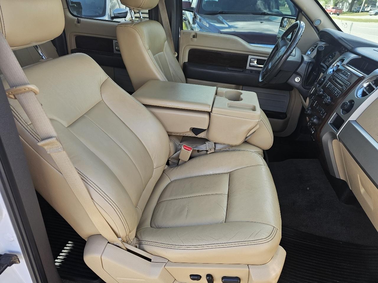 Ford F-150 XL SuperCrew 5.5-ft. Bed 2WD 2012