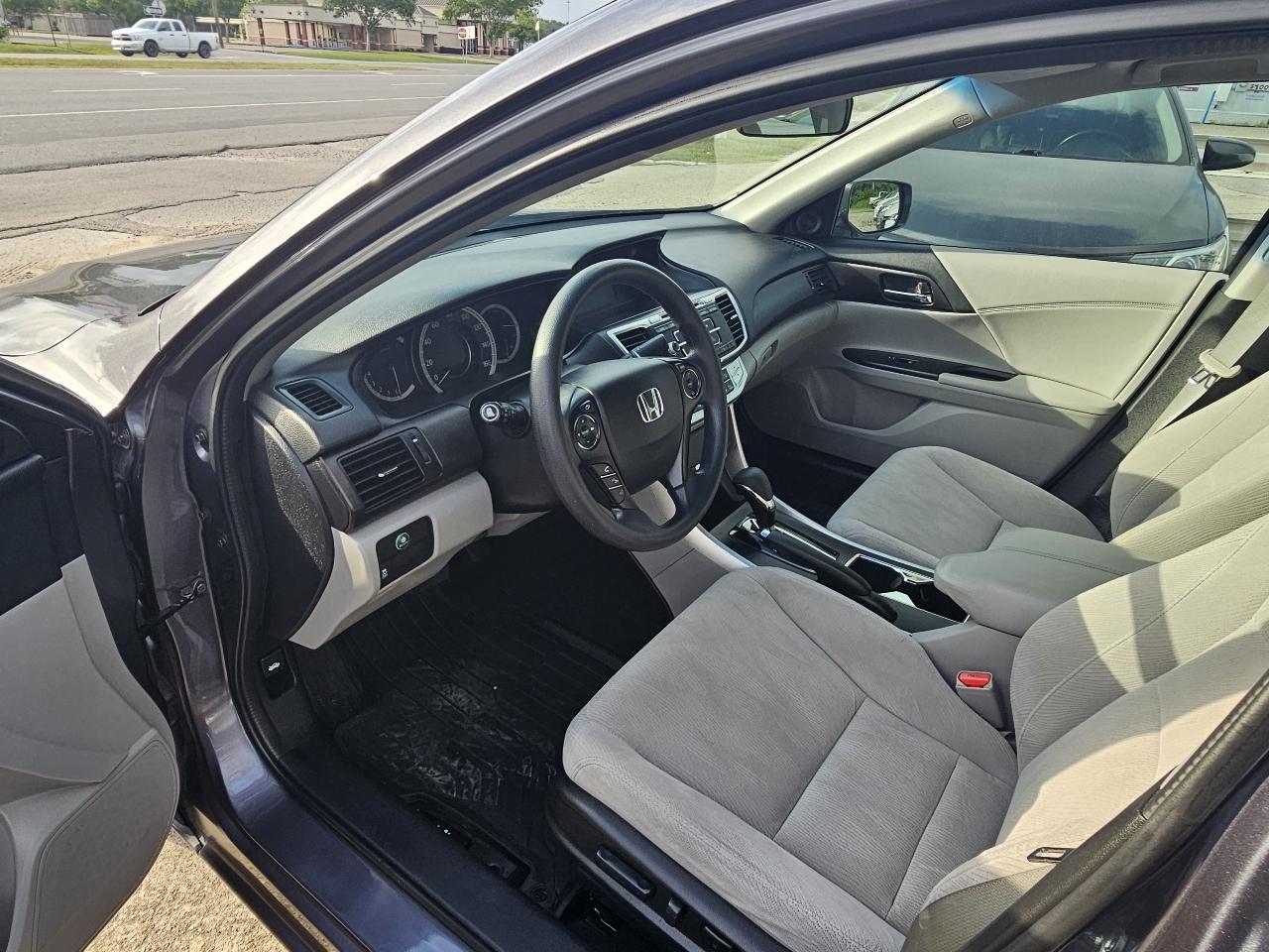 Honda Accord EX Sedan CVT 2013