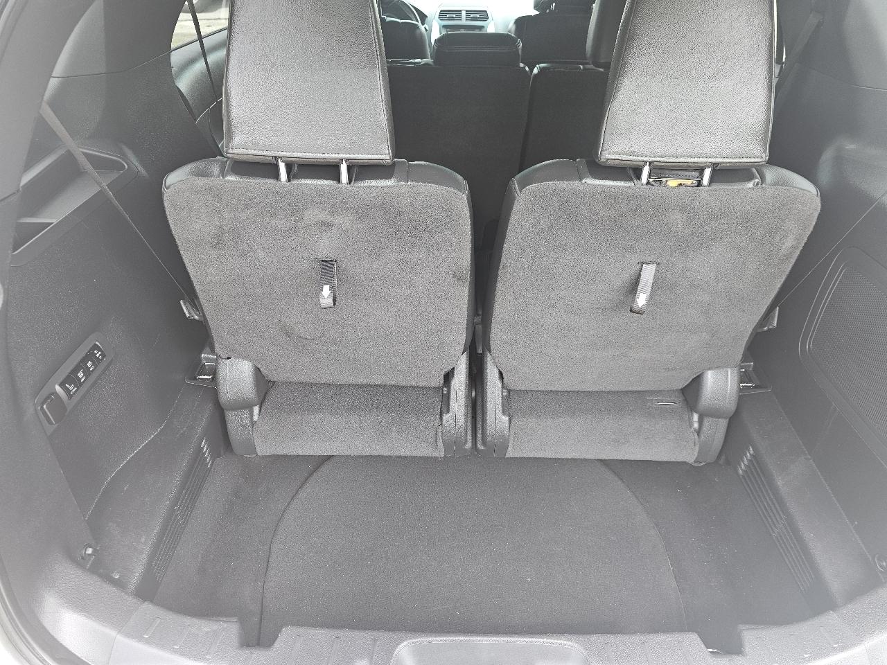 Ford Explorer Limited FWD 2011