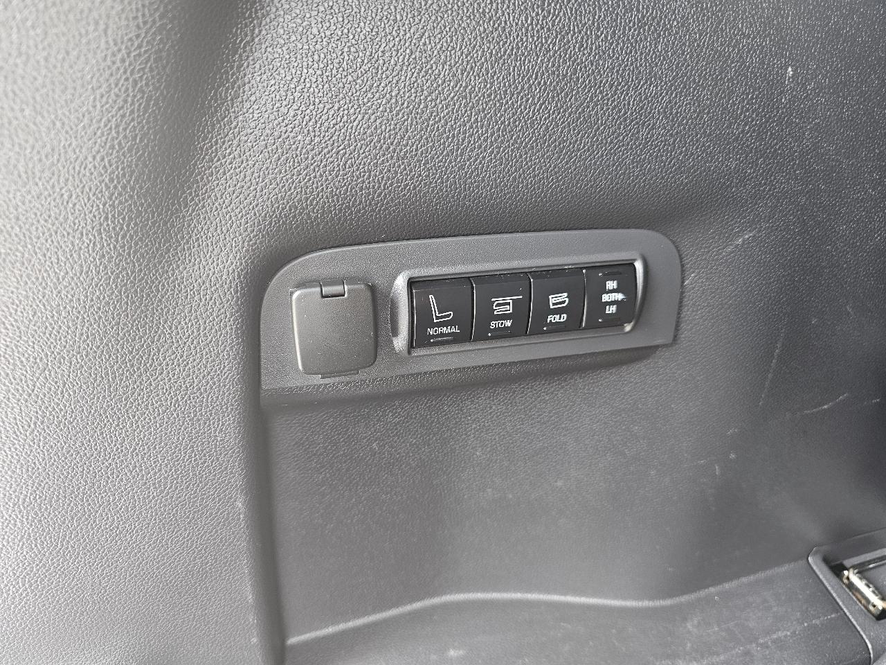 Ford Explorer Limited FWD 2011