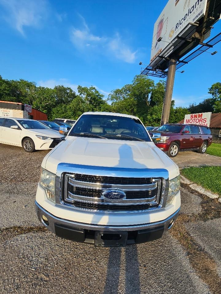 Ford F-150 XL SuperCab 8-ft. Bed 2WD 2013