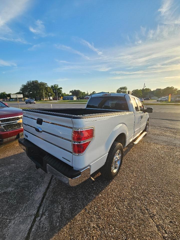 Ford F-150 XL SuperCab 8-ft. Bed 2WD 2013