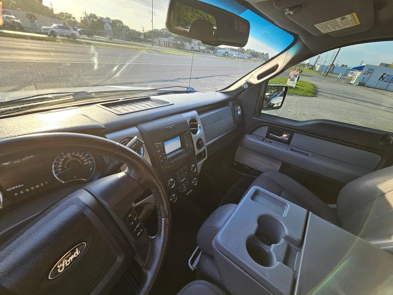 Ford F-150 XL SuperCab 8-ft. Bed 2WD 2013