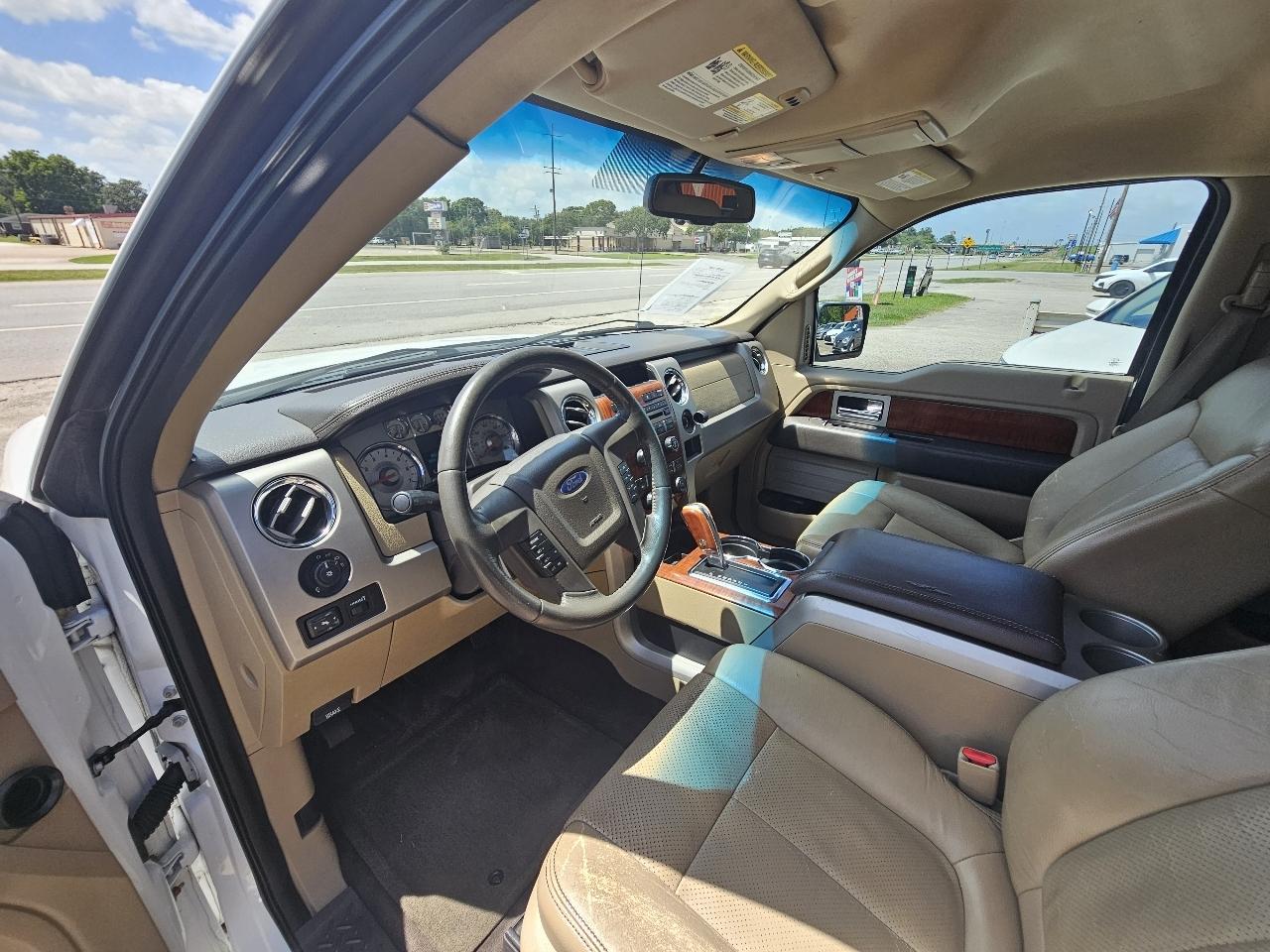 Ford F-150 XL SuperCrew 5.5-ft. Bed 2WD 2010