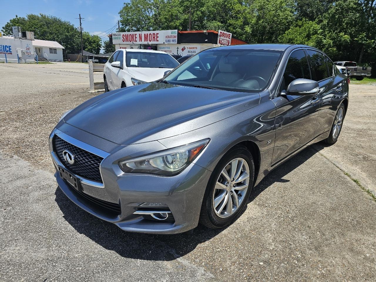 Infiniti Q50 Base 2015