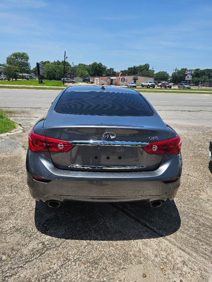 Infiniti Q50 Base 2015