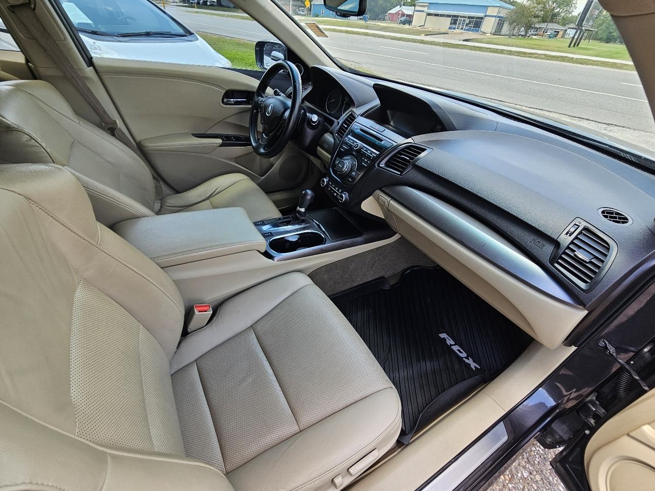 Acura RDX 6-Spd AT w/ Technology Package 2013