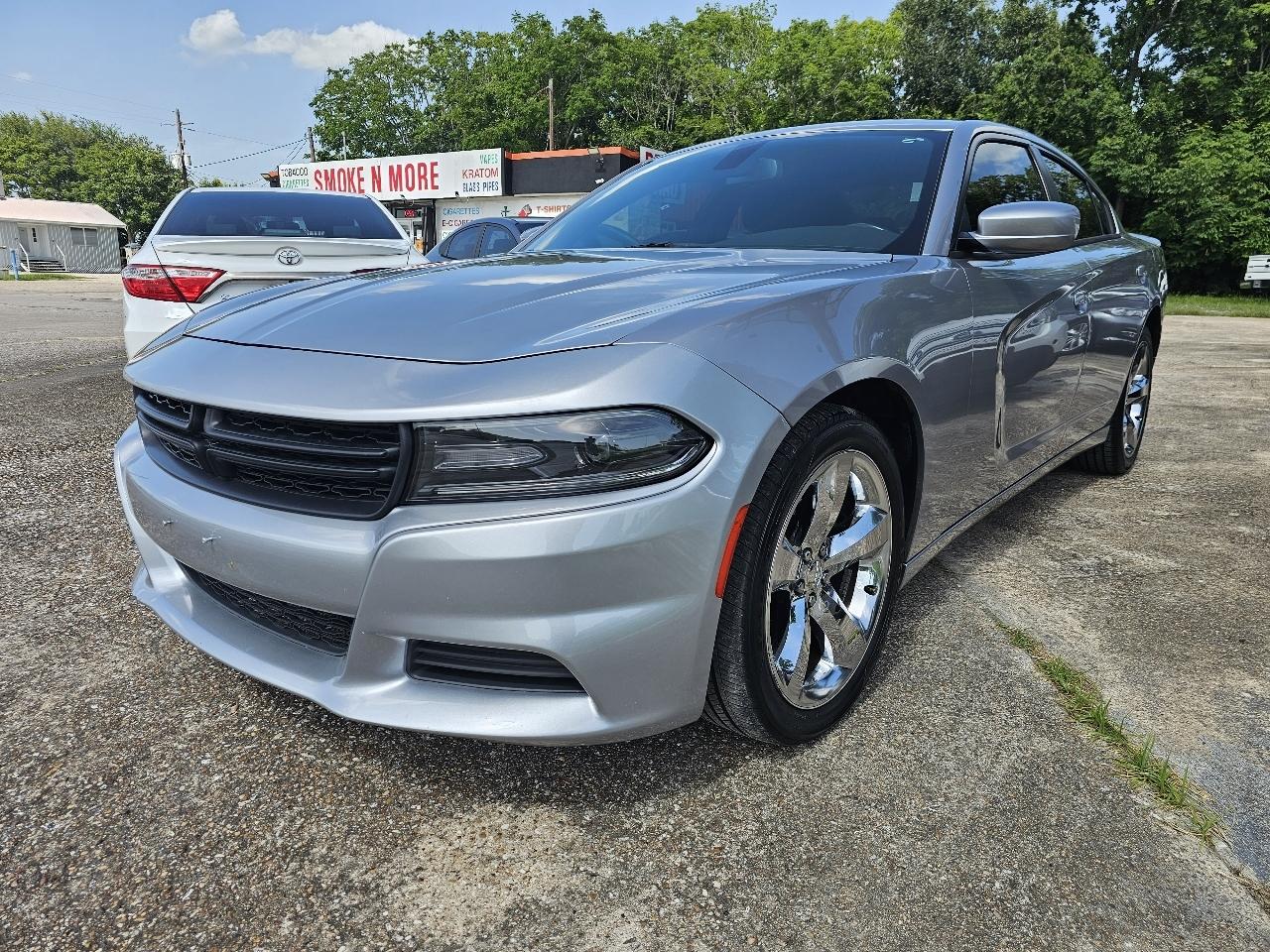 Dodge Charger SE 2015