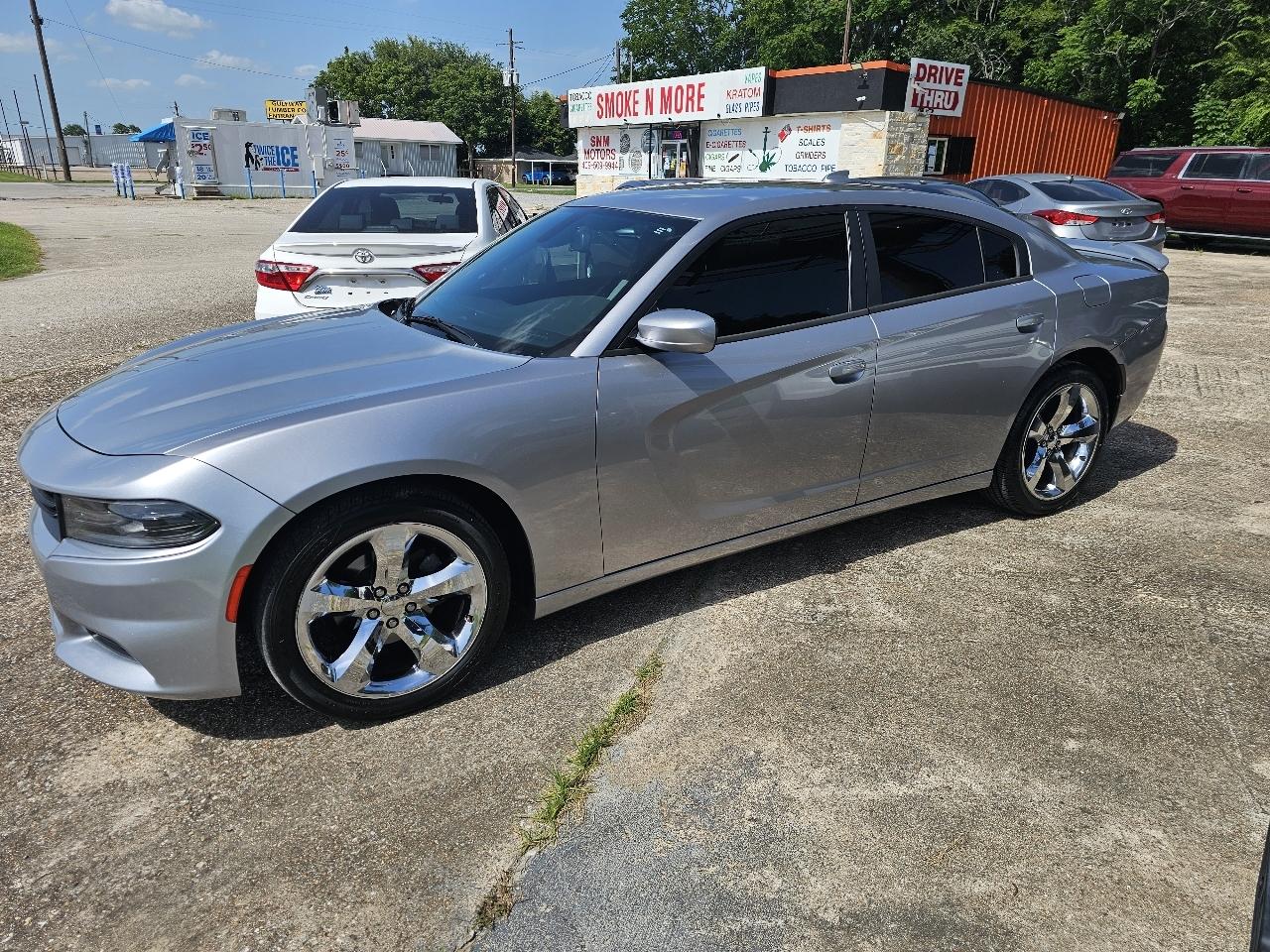 Dodge Charger SE 2015