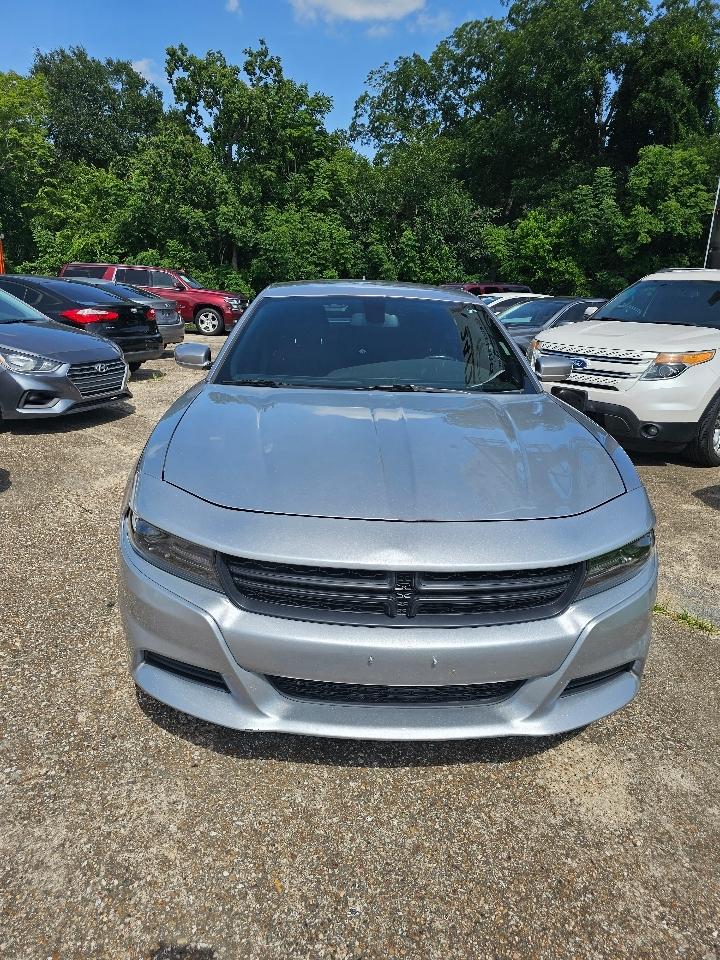 Dodge Charger SE 2015