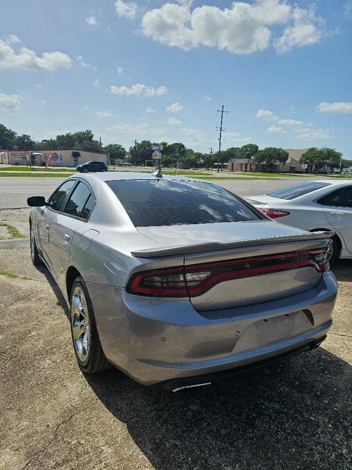 Dodge Charger SE 2015