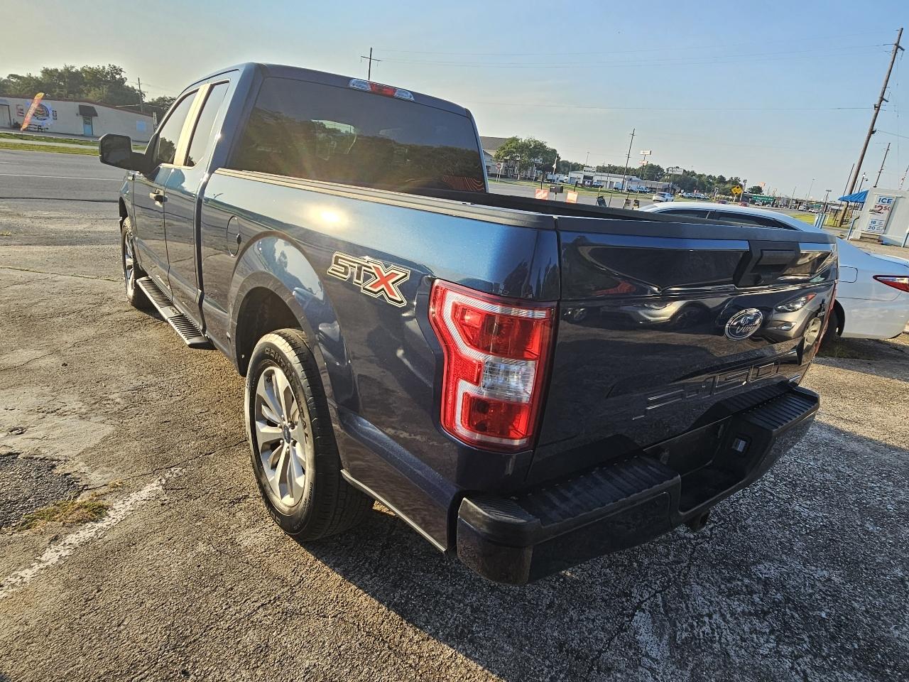Ford F-150 XL SuperCab 8-ft. 2WD 2018