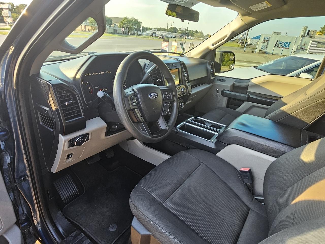 Ford F-150 XL SuperCab 8-ft. 2WD 2018