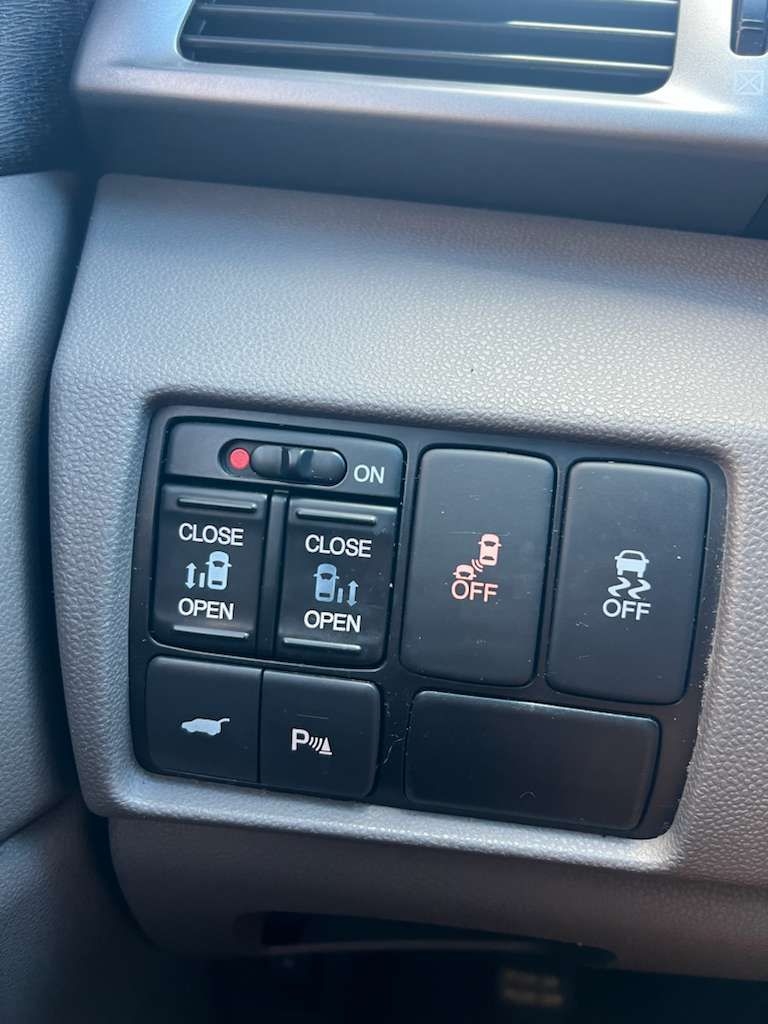 Honda Odyssey  2012 Honda Odyssey  2012