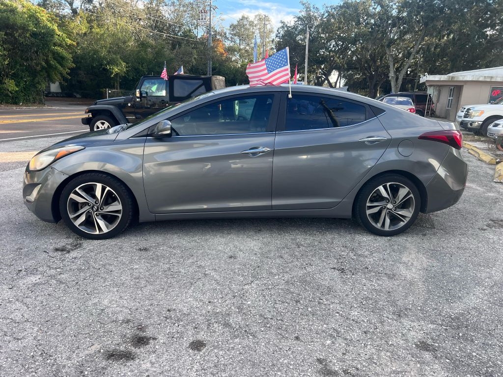 Hyundai Elantra  2014