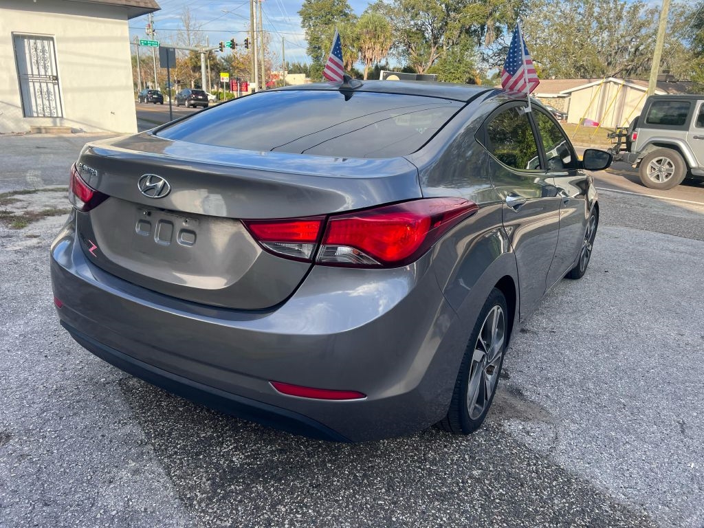 Hyundai Elantra  2014