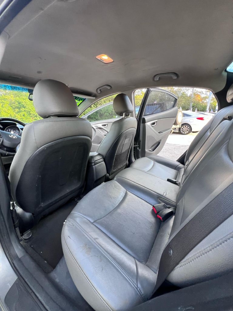 Hyundai Elantra  2014