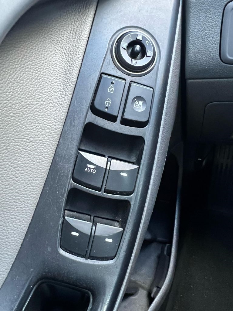 Hyundai Elantra  2014