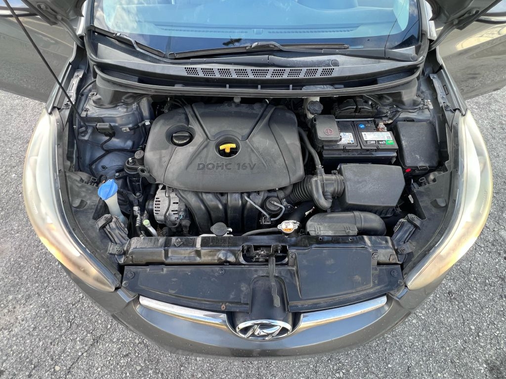 Hyundai Elantra  2014