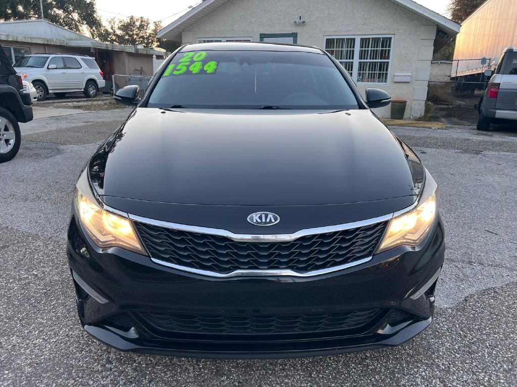Kia Optima  2020