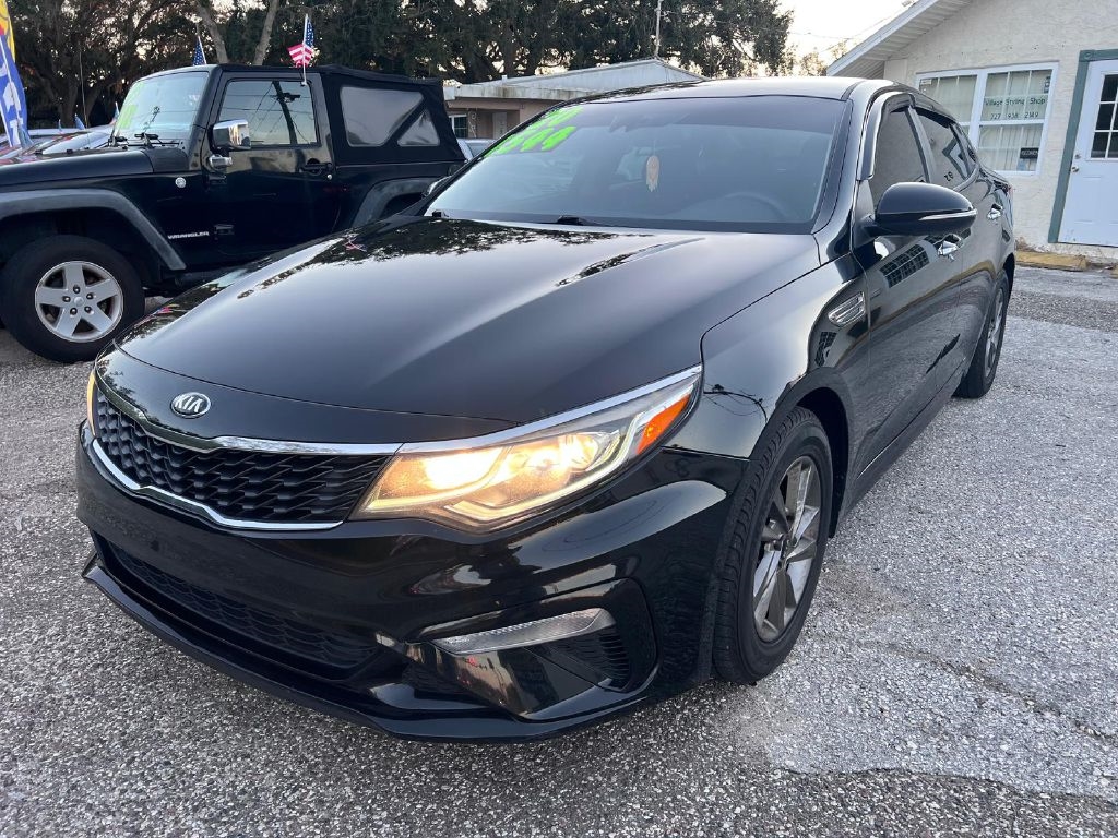 Kia Optima  2020