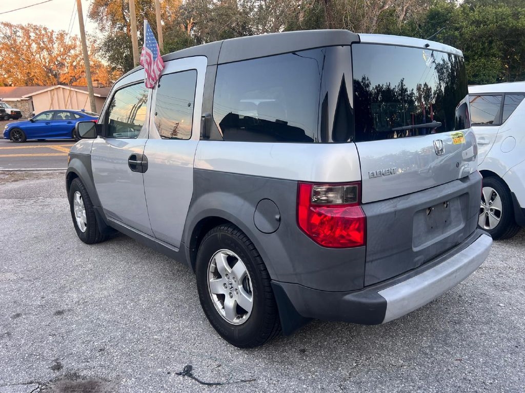 Honda Element  2004