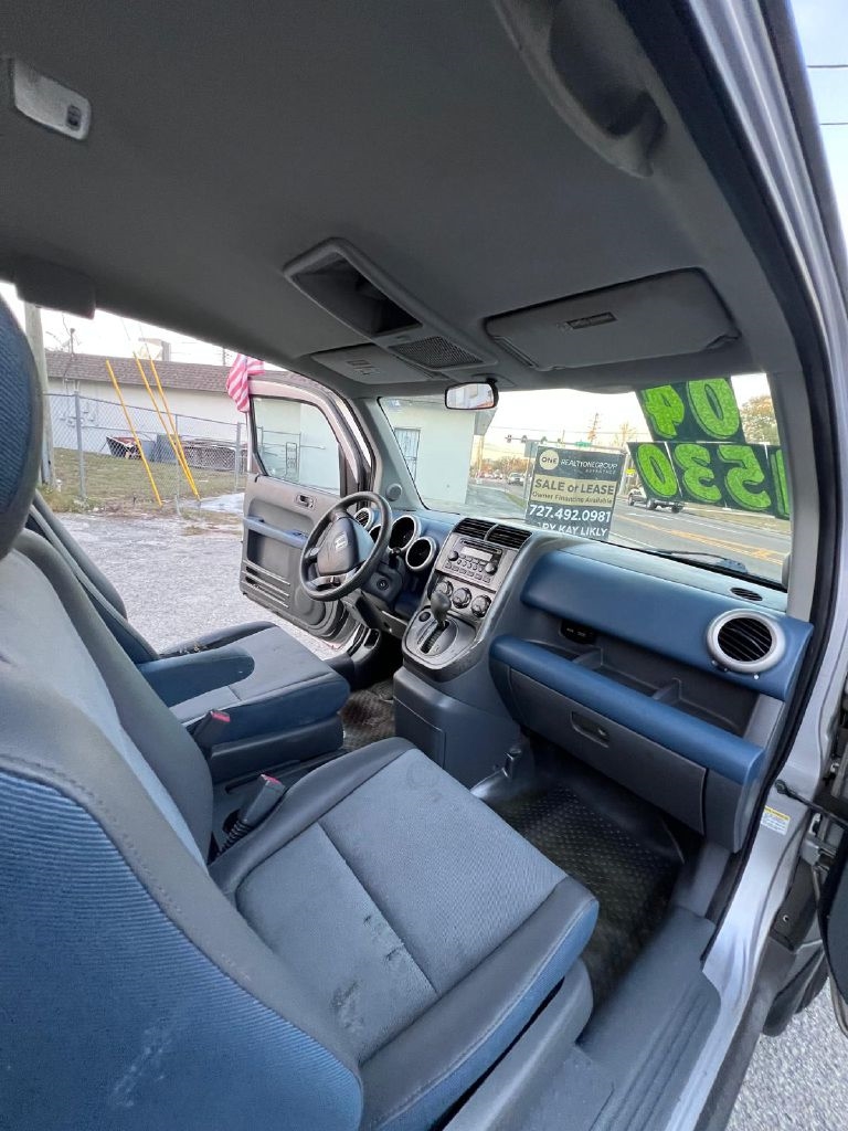 Honda Element  2004
