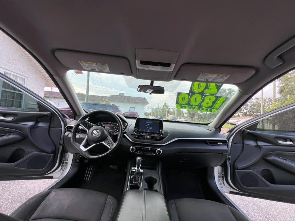 Nissan Altima  2020