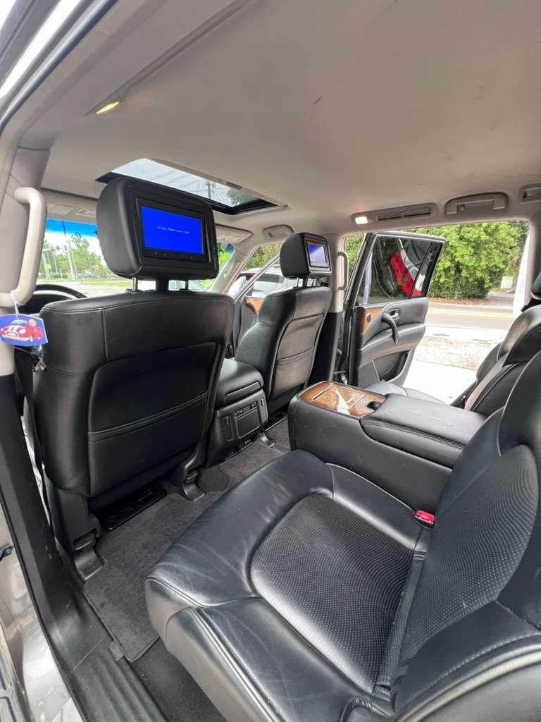 Infiniti QX80  2014