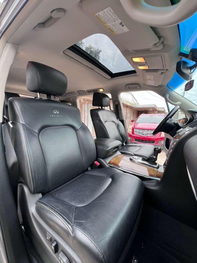 Infiniti QX80  2014