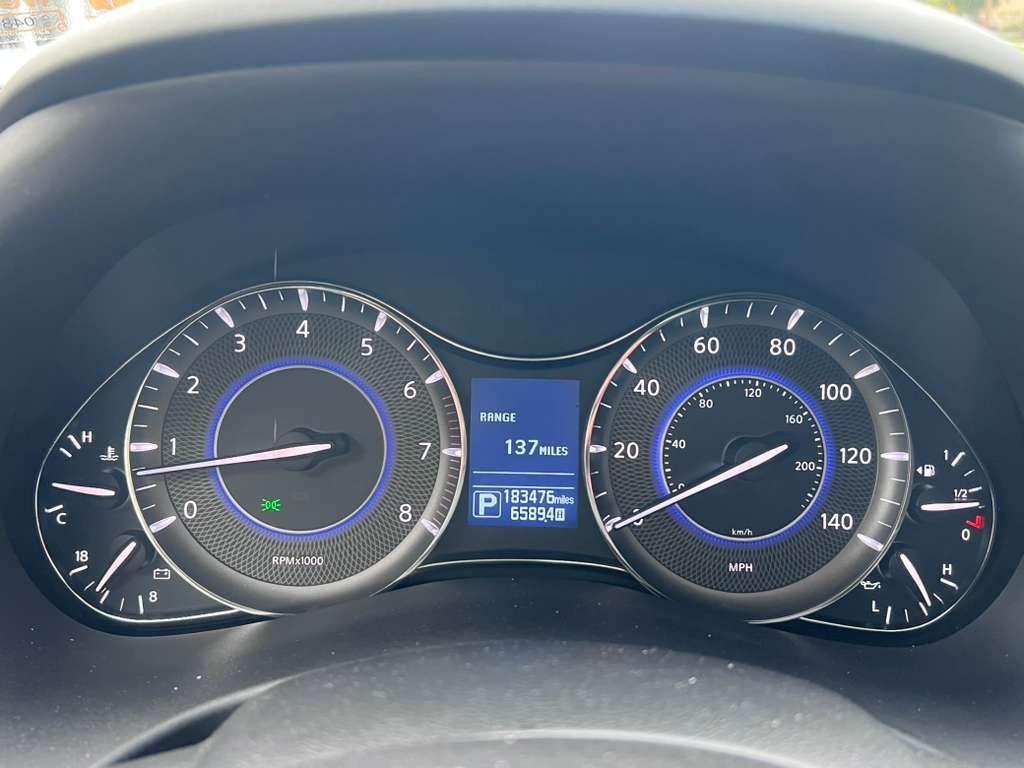 Infiniti QX80  2014