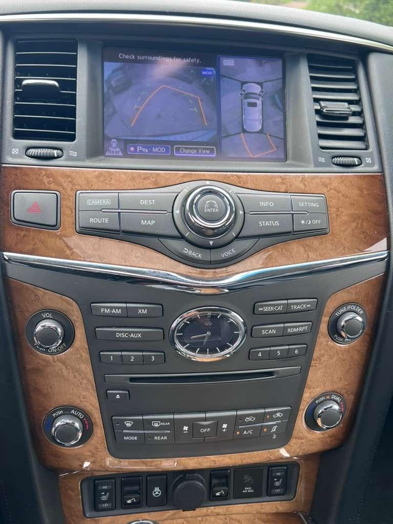 Infiniti QX80  2014