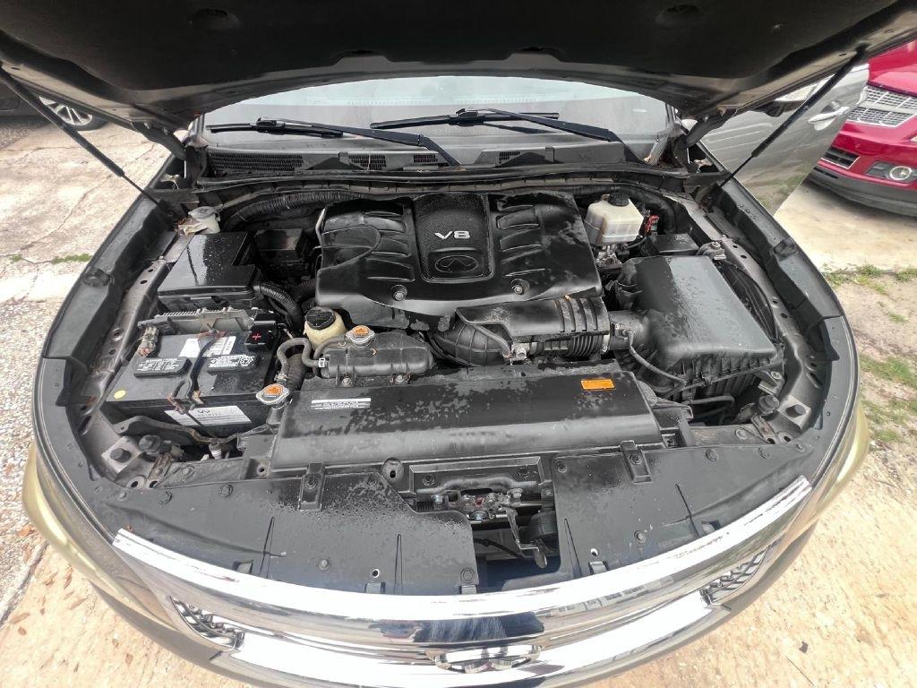 Infiniti QX80  2014