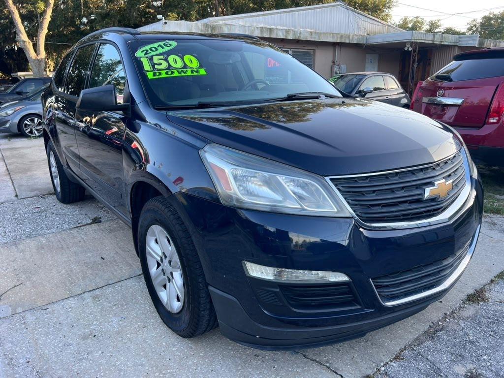2016 Chevrolet Traverse LS FWD photo