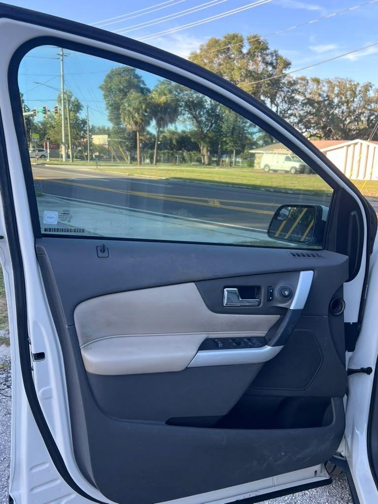 Ford Edge  2011