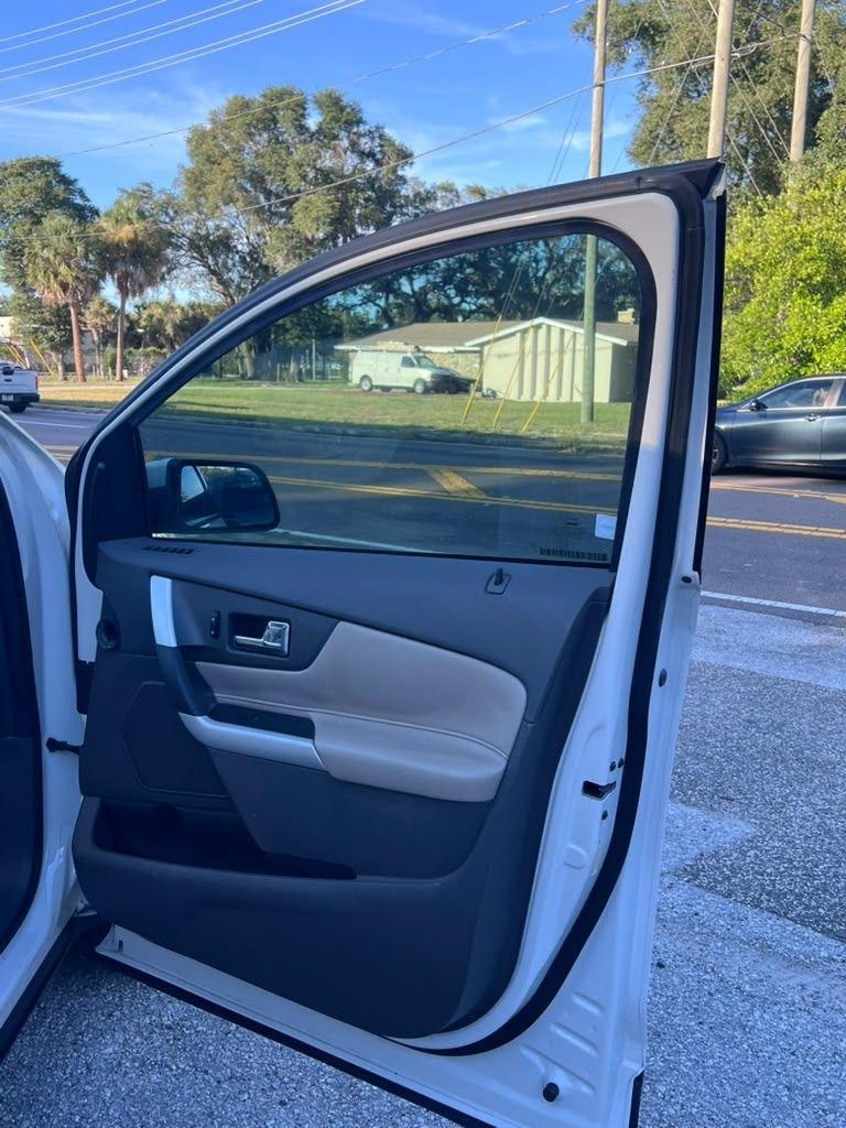 Ford Edge  2011