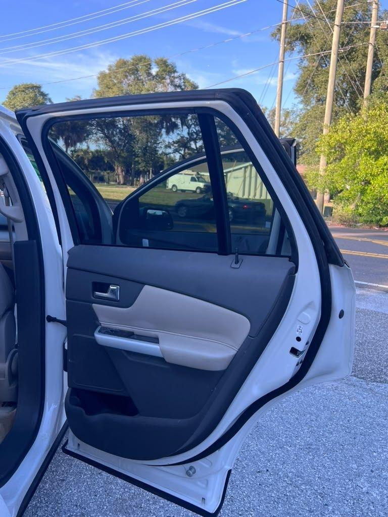 Ford Edge  2011