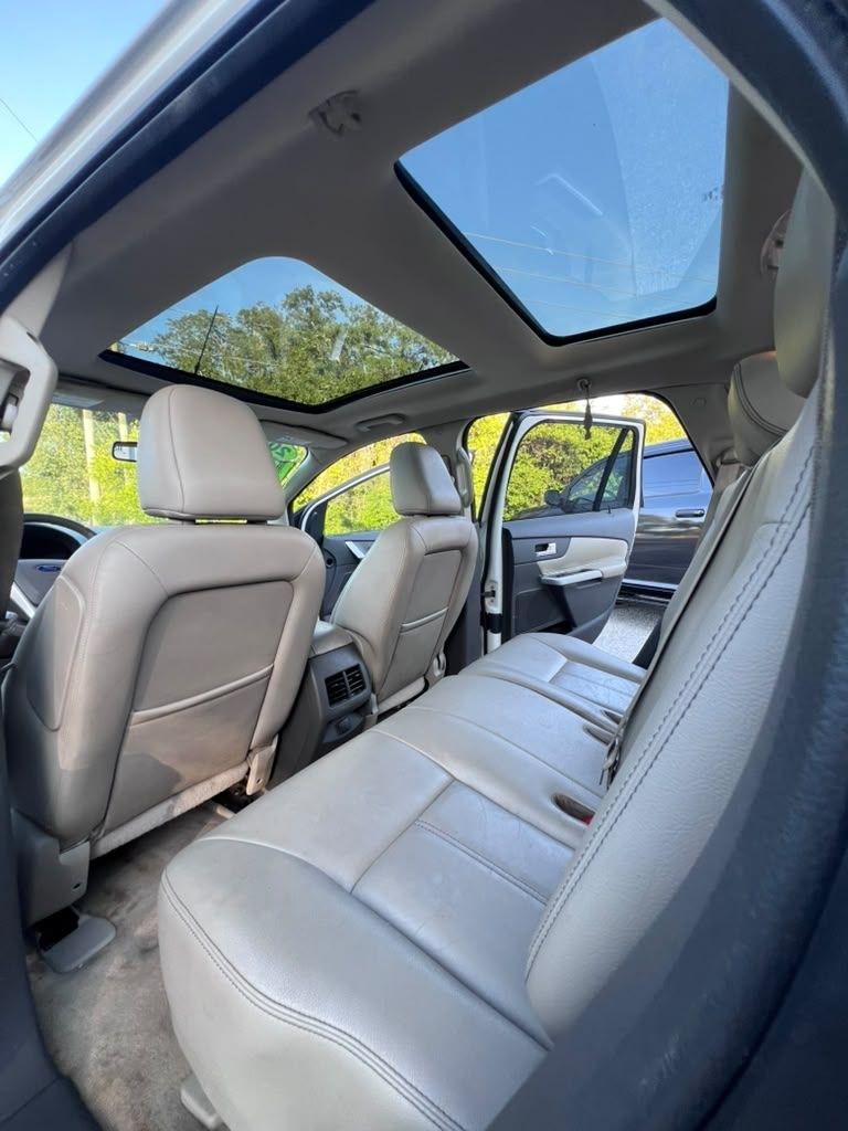 Ford Edge  2011