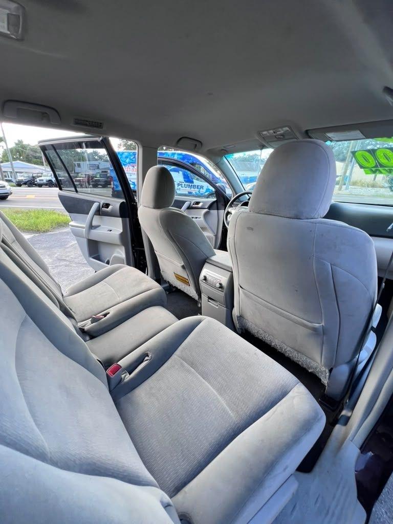 Toyota Highlander  2012