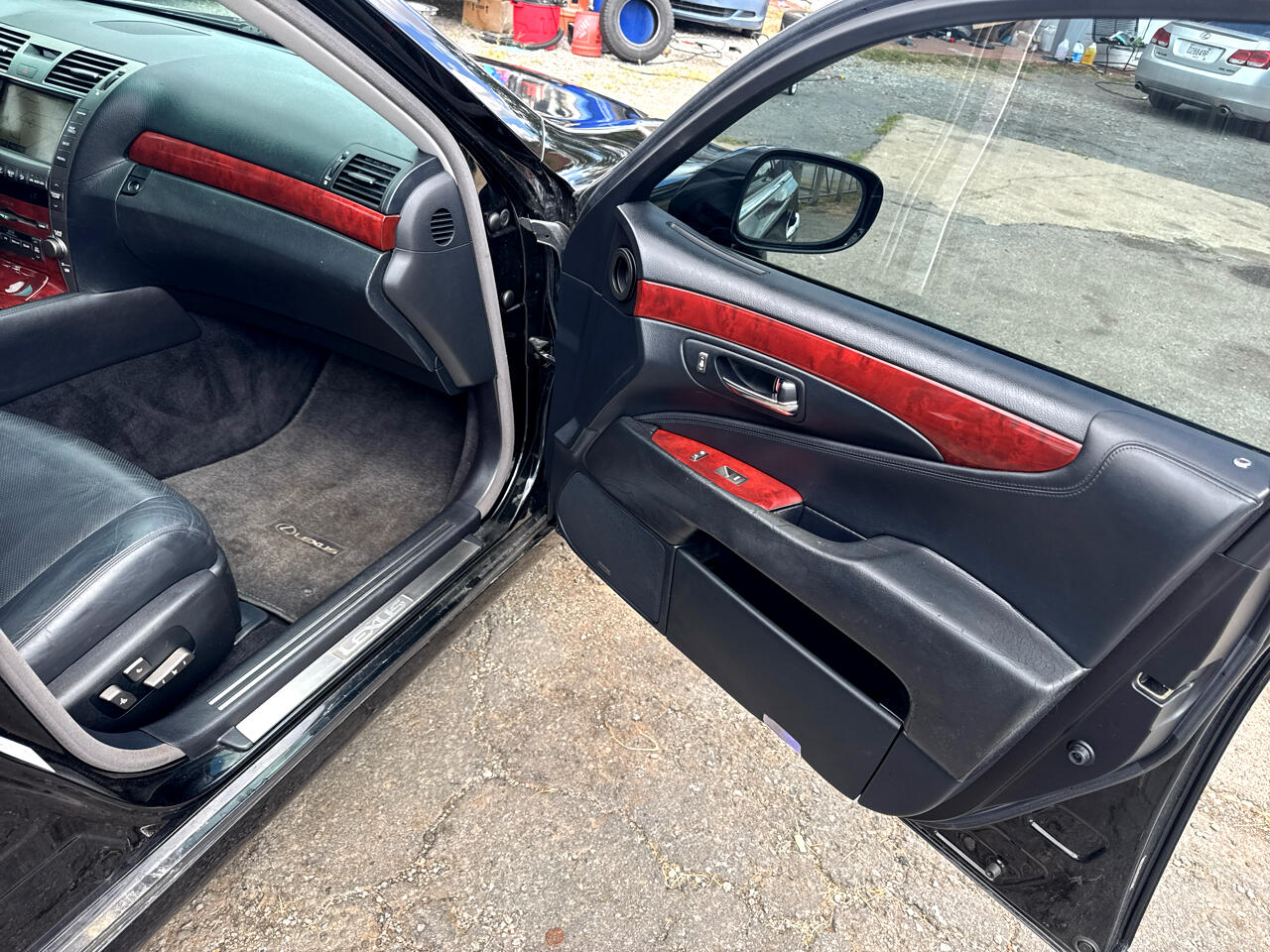 Lexus LS 460 L Luxury Sedan 2007 Lexus LS 460 L Luxury Sedan 2007