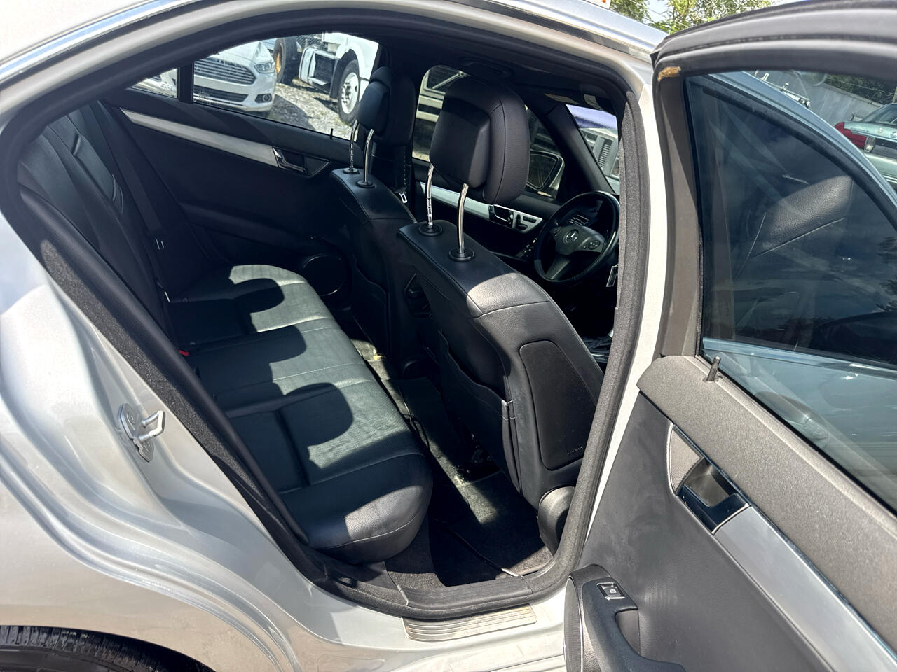 Mercedes-Benz C-Class C300 4MATIC Luxury Sedan 2009 Mercedes-Benz C-Class C300 4MATIC Luxury Sedan 2009