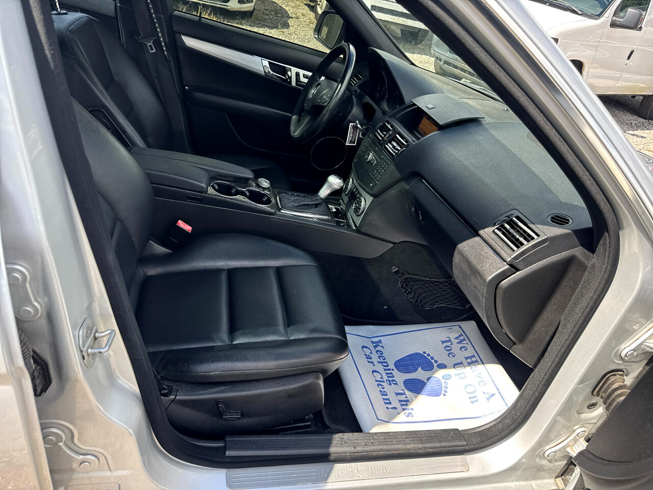 Mercedes-Benz C-Class C300 4MATIC Luxury Sedan 2009 Mercedes-Benz C-Class C300 4MATIC Luxury Sedan 2009