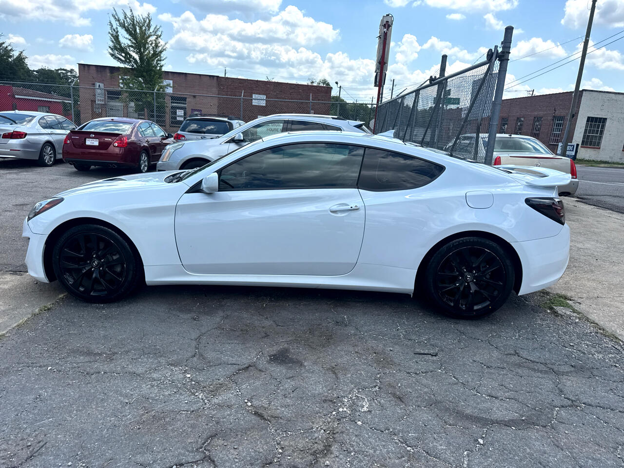 Hyundai Genesis Coupe 2.0T 8AT 2014 Hyundai Genesis Coupe 2.0T 8AT 2014