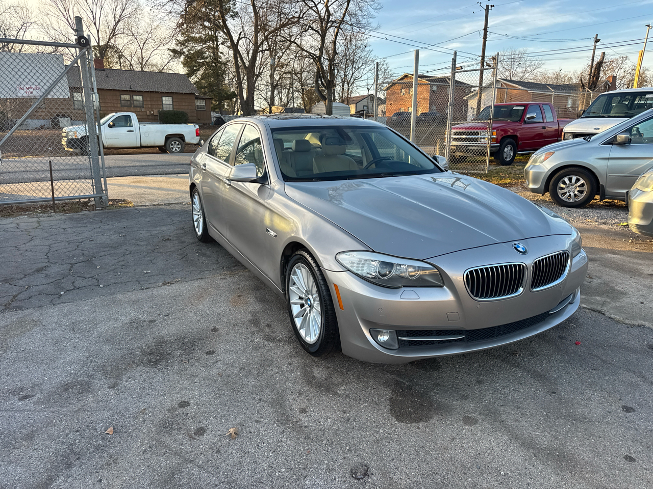 BMW 5-Series 535i 2011