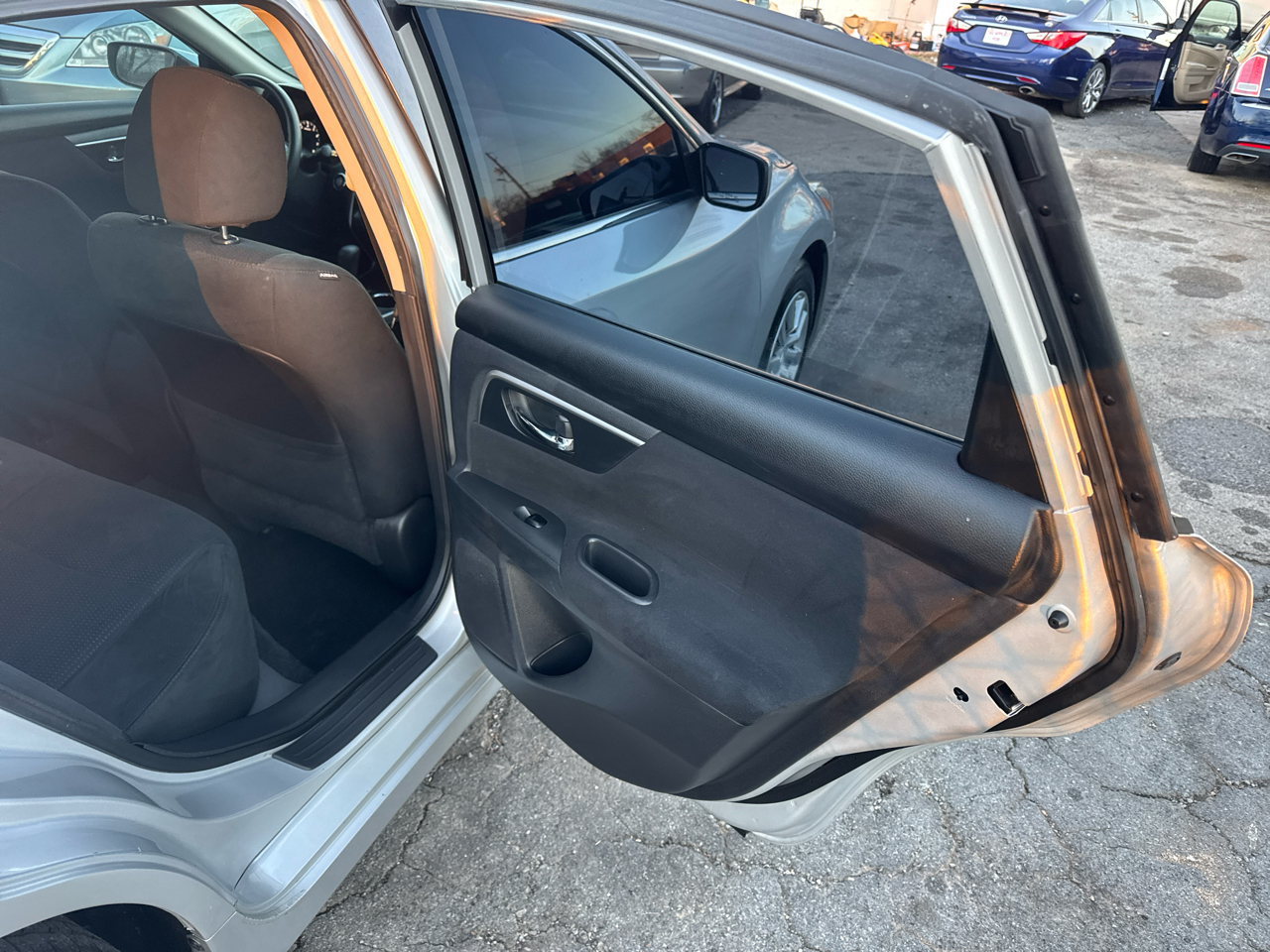 Nissan Altima 2.5 SV 2015